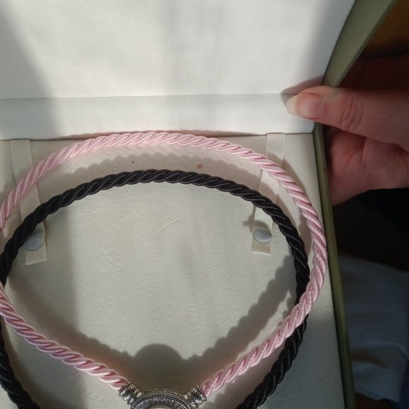 Judith Ripka Sterling Oval Cultured Mabe Pearl Enhancer 2 Cords Pink/ Black $510 - Picture 10 of 15